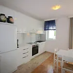 Helles Nur 350 Meter Zum Mit Privatem Balkon Und Meerblick شقة *