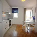 Helles Nur 350 Meter Zum Mit Privatem Balkon Und Meerblick