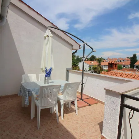 Helles Nur 350 Meter Zum Mit Privatem Balkon Und Meerblick