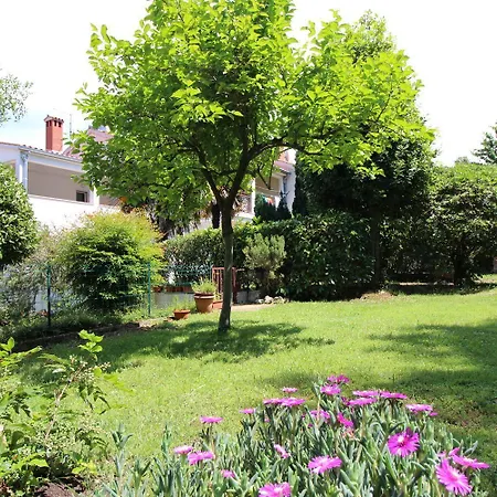 Helles Nur 350 Meter Zum Mit Privatem Balkon Und Meerblick Apartman Porec