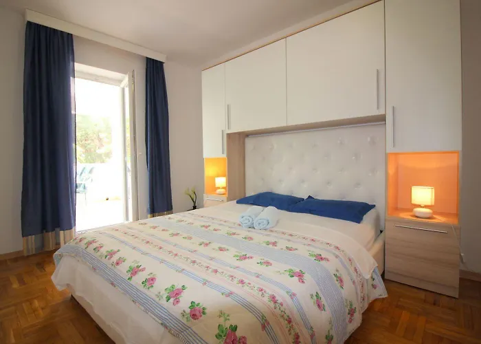 Helles Nur 350 Meter Zum Mit Privatem Balkon Und Meerblick Appartement