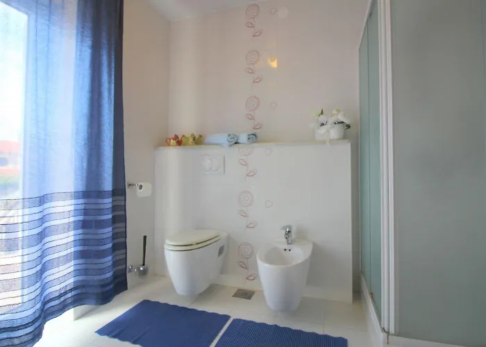 דירה Helles Nur 350 Meter Zum Mit Privatem Balkon Und Meerblick