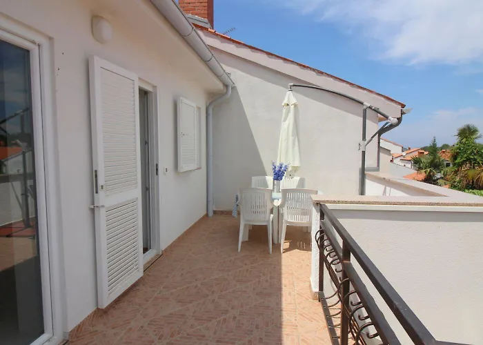 Апартаменты Helles Nur 350 Meter Zum Mit Privatem Balkon Und Meerblick Пореч